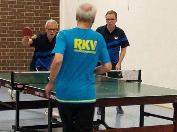 Hoheneck IV Tischtennismannschaft im Ligaspiel